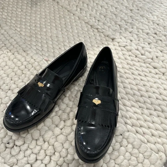 Black Patent Leather Loafers with Gold Ornament - Picture 4 of 4